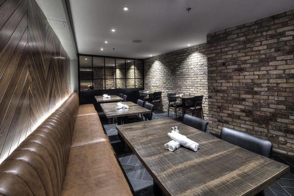 The Walper Hotel, Part Of Jdv By Hyatt Kitchener Exterior foto